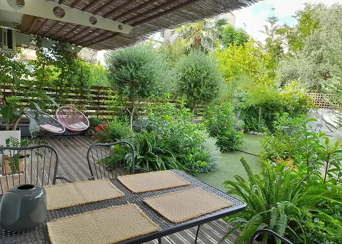 Garden By The Sea